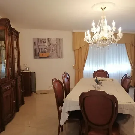 Holiday home Casa Reibon